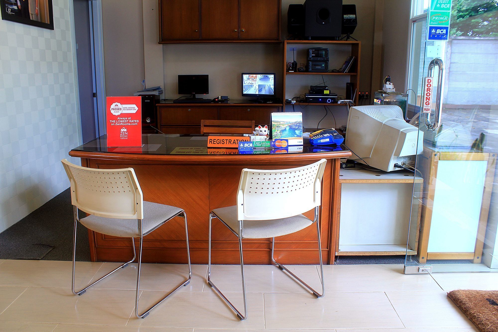 Zen Rooms Bukit Tunggul Bandung Bagian luar foto