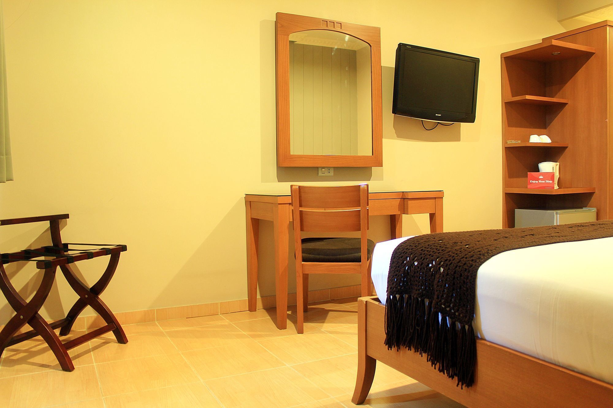 Zen Rooms Bukit Tunggul Bandung Bagian luar foto
